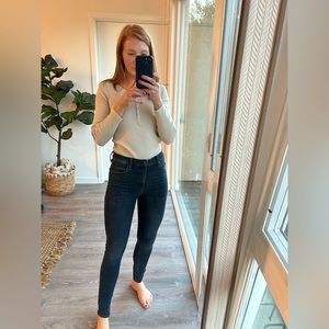 Abercrombie “Simone” high rise skinny jean, wash: dark denim, size 28 or 6